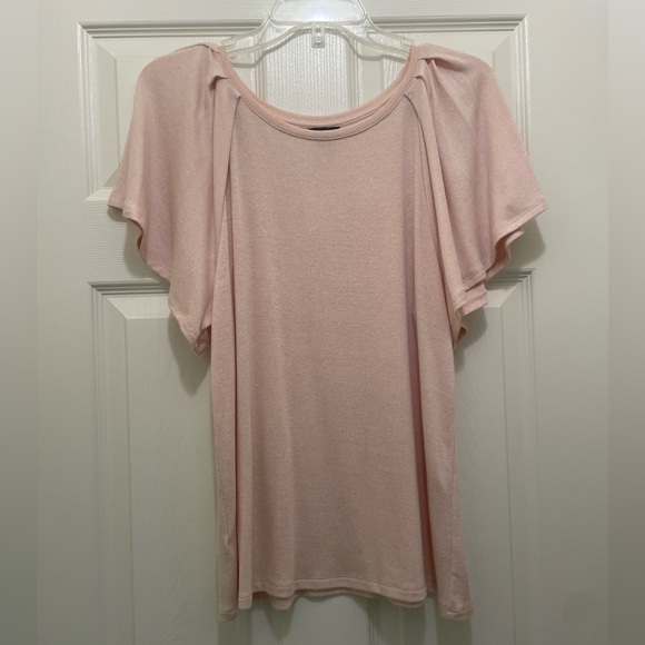 Lightweight flutter sleeve sweater - Picture 1 of 4